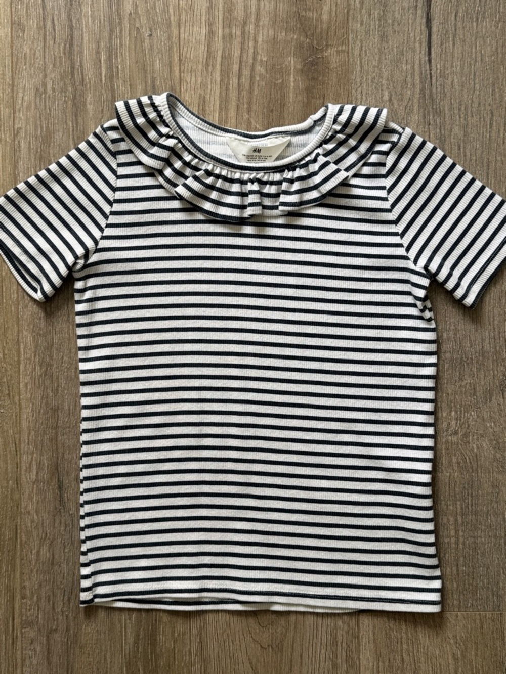 H&M Girl Blue and White Striped Short Sleeve Ruffle Neck Tee Size 8/10